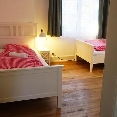 Adventure Interlaken Bed and Breakfast Unterseen